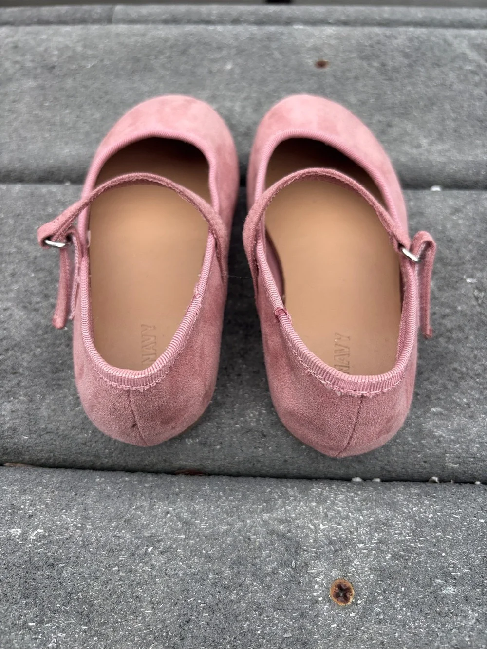 Old Navy Girls' Light Pink Mary Jane Shoes, Ballet Flats, Cute, Size Toddler 9
